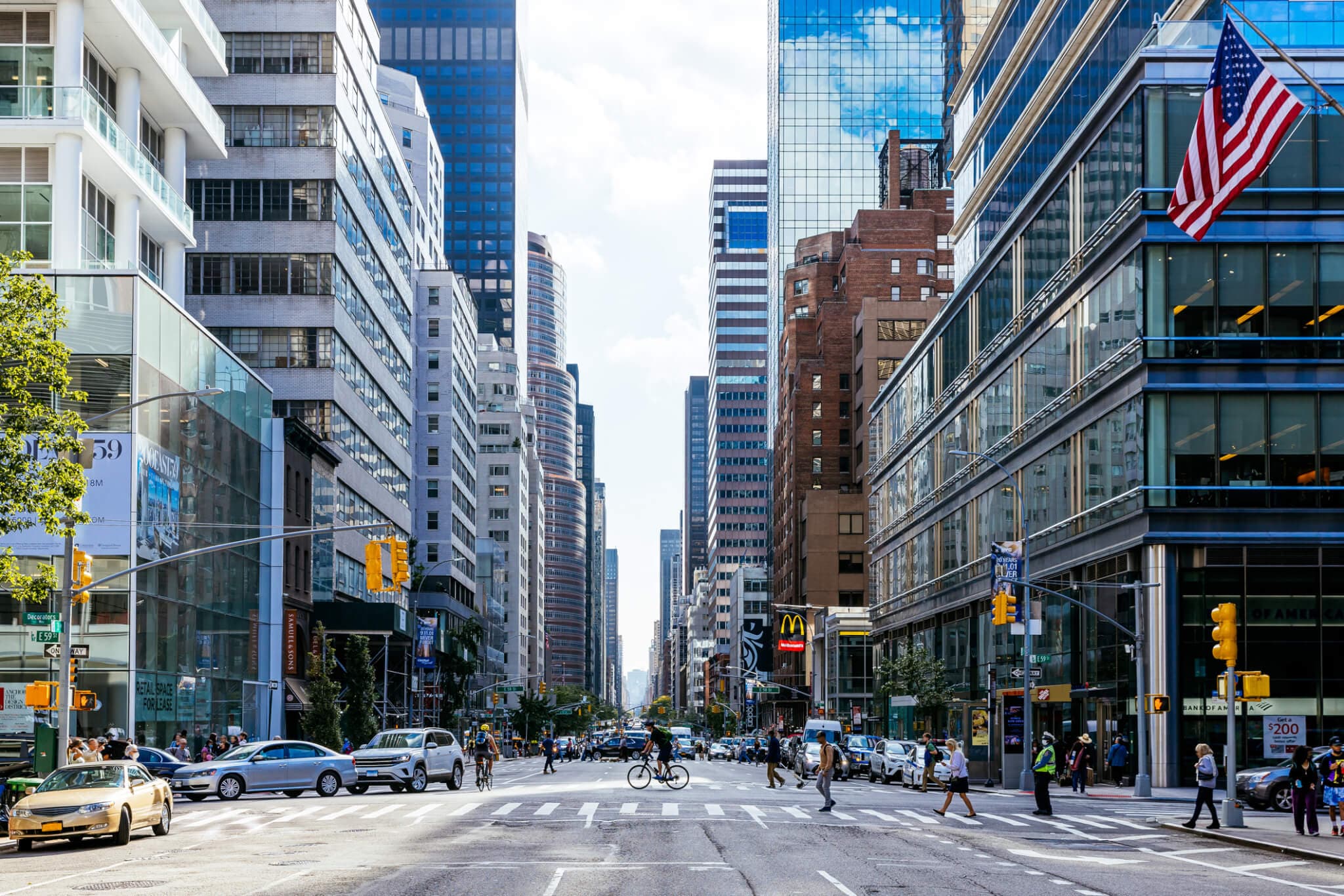 Skyscrapers on 3rd Avenue in Midtown Manhattan, New York City, USA