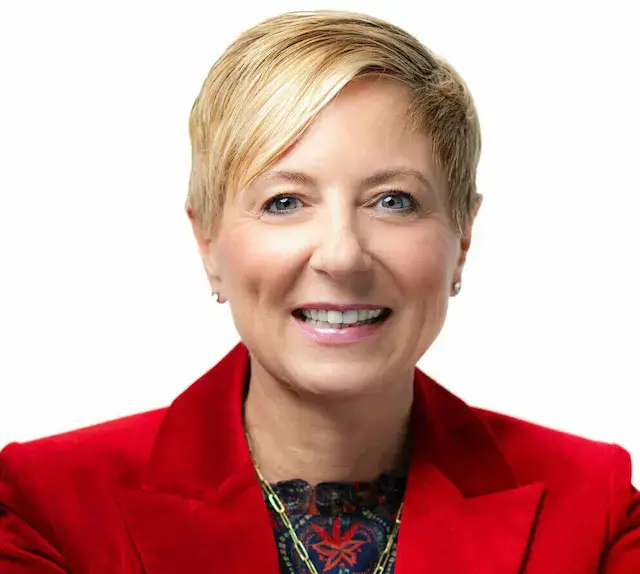 Headshot of Susan Howe – Chief Executive Officer