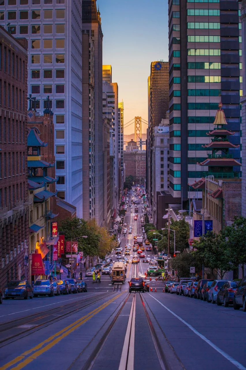 Urban cityscape with busy streets and skyline, representing The Americas region, economic activity and dynamic, fast-paced business environments