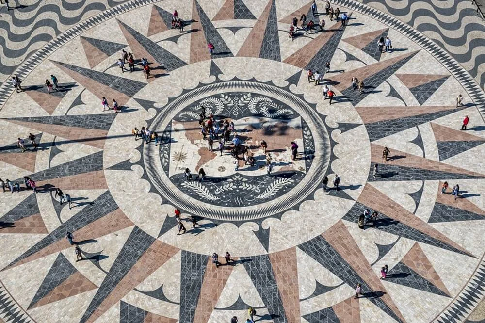 Lessons from the Renaissance of Data Storytelling