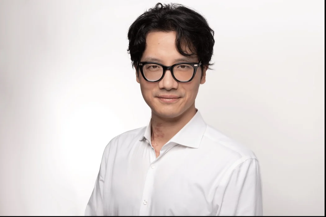 Shiwei Yin
